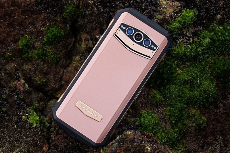 Smartphone 5G, ‘nồi đồng cối đá’, RAM 12 GB, pin 10.800 mAh, giá 10 triệu đồng