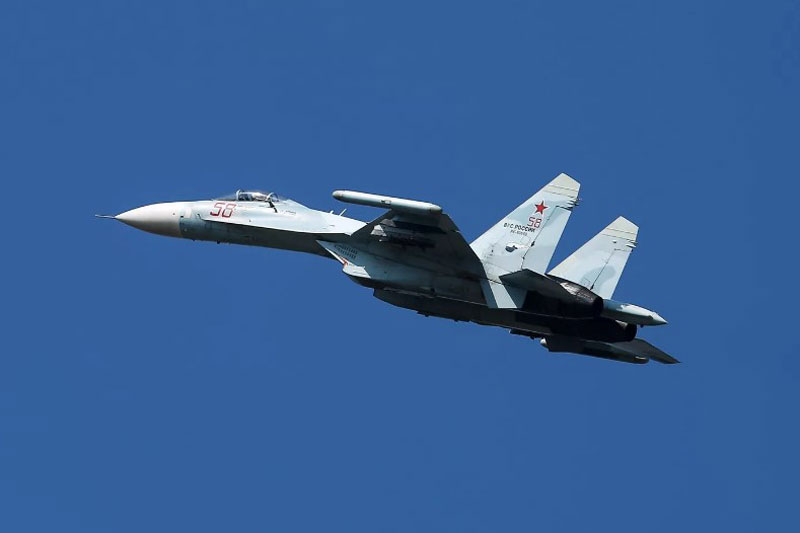 Máy bay chiến đấu Nga chặn máy bay của Không quân Anh trên bầu trời Biển Đen