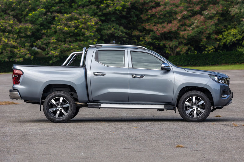 Khám phá đối thủ mới của Ford Ranger, giá gần 600 triệu đồng