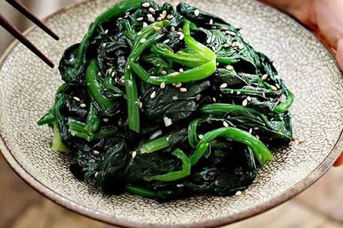 5 loại rau giúp sản sinh collagen xóa nếp nhăn và bệnh tật, phụ nữ nên ăn nhiều