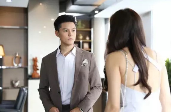 Ngay trong đêm, bố tôi giận dữ đuổi con rể ra khỏi nhà, nguyên nhân khiến ai cũng bức xúc