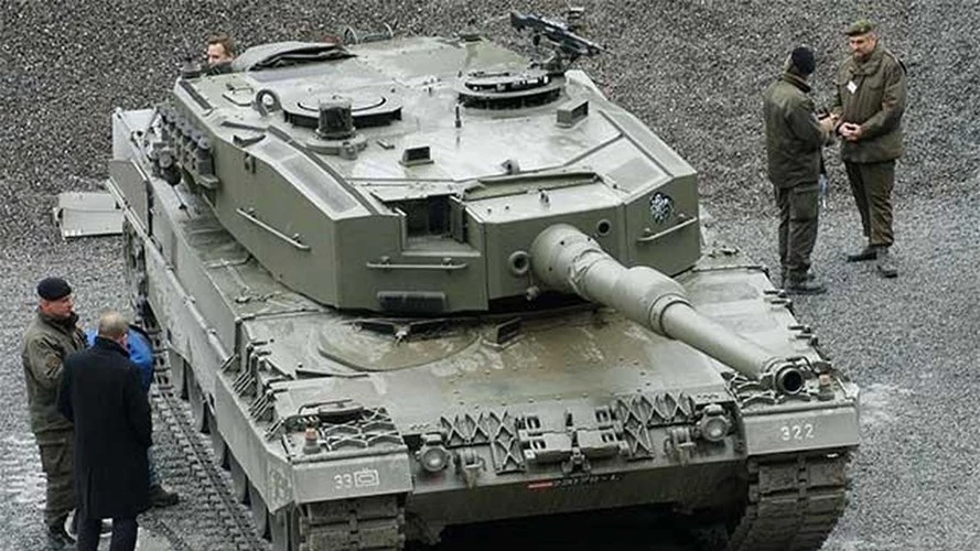 Leopard 2A4 của Đức dễ bị tấn công hơn so với T-54 ảnh 7