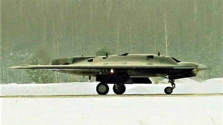 S-70 Okhotnik vượt xa Shahed-191 nhưng lợi thế thuộc về UAV Iran ảnh 12