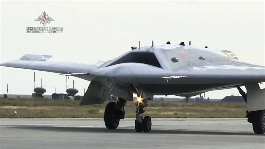 S-70 Okhotnik vượt xa Shahed-191 nhưng lợi thế thuộc về UAV Iran ảnh 9