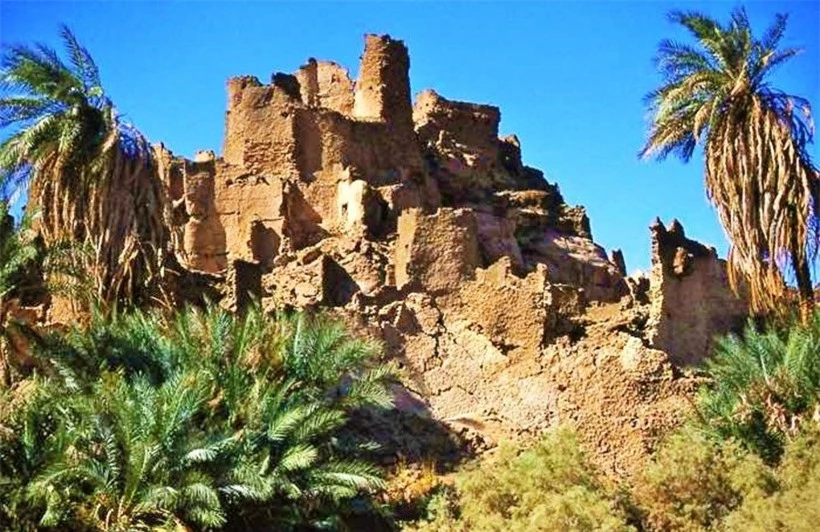 Thành phố pháo đài Djado.