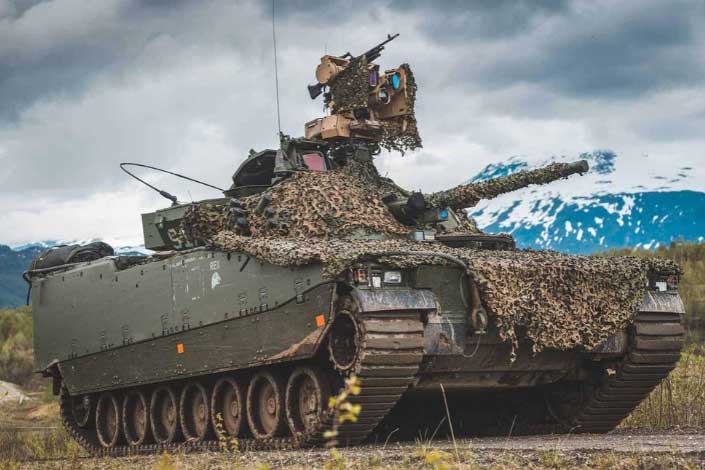 Ukraine bỏ số tiền cực lớn mua... 1.000 xe chiến đấu bộ binh CV90 tối tân?