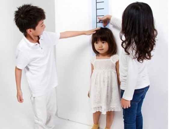 4 sai lầm của cha mẹ khiến con ăn bao nhiêu vẫn thấp còi, thậm chí còn hại nội tạng