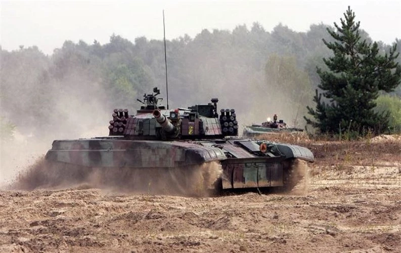 PT-91 Twardy của Ba Lan sẽ 'cháy sáng' hơn cả Leopard 2 của Đức? ảnh 2