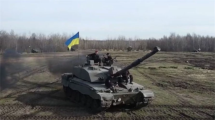 Ukraine đã sẵn sàng sử dụng xe tăng nguy hiểm nhất ảnh 2