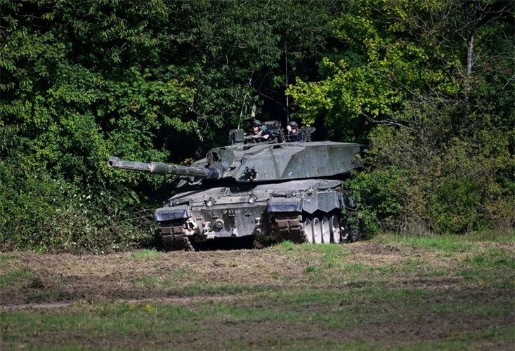 Ukraine đã sẵn sàng sử dụng xe tăng nguy hiểm nhất ảnh 3