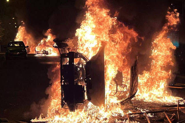 Chuyên gia: Chính quyền Pháp đối mặt với vấn đề bỏ phiếu bất tín nhiệm hay bầu cử sớm