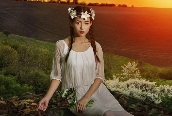 Khi ‘hôn’, phụ nữ có 3 hành động sau tức là họ yêu bạn tận đáy lòng