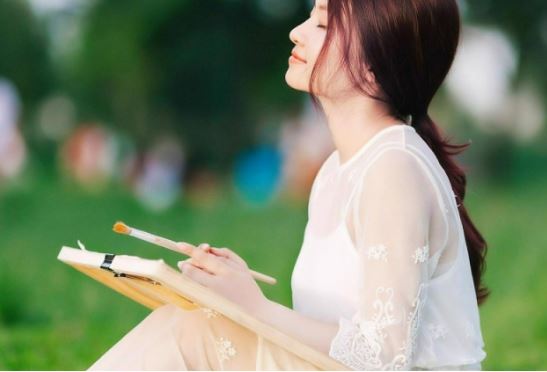 Phụ nữ khôn ngoan biết phũ 2 người, giữ 2 thứ và sẵn sàng buông bỏ 2 điều