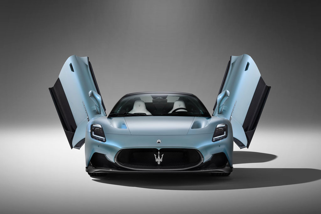 Bảng giá xe Maserati tháng 7/2023: Grecale lên kệ