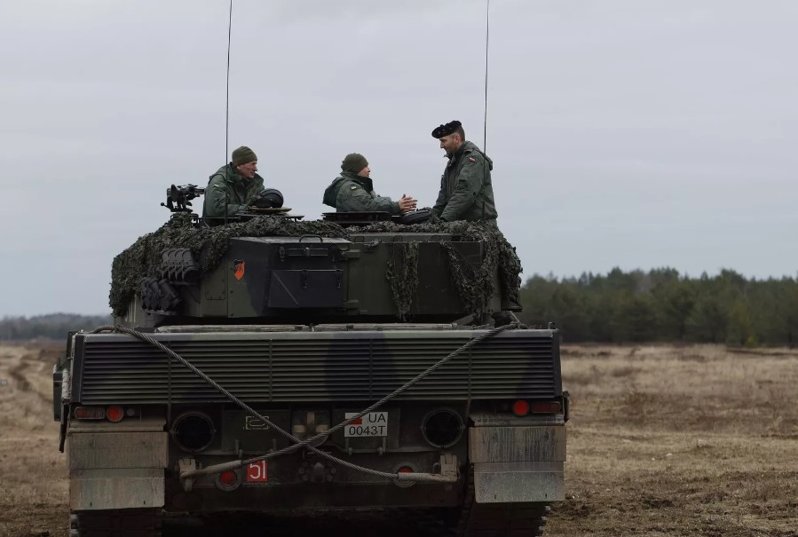 Mỹ cố gắng chiêu mộ những người muốn gia nhập Lực lượng Vũ trang Ukraine