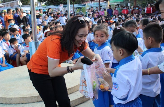 FPT được vinh danh doanh nghiệp phát triển bền vững 2023