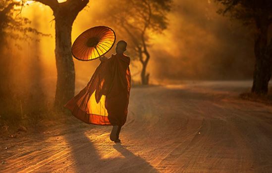 Tổ Tiên mách bảo: Người đối xử với bạn theo 3 cách này mới chính là quý nhân của cuộc đời bạn