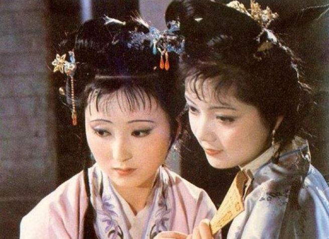 Tổ Tiên khẳng định: ‘Thiện ác xem miệng, giàu nghèo xem tay chân’, 2 chỗ đó có gì đặc biệt?