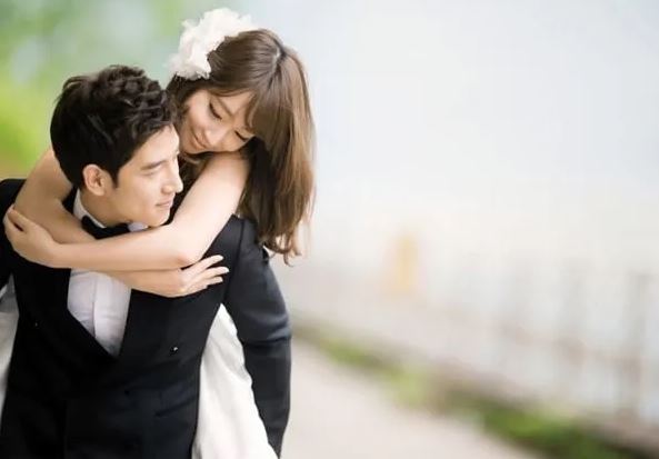 Các cụ nói: ‘Nhất gái lớn 2, nhì trai lớn 1’, không phải nói tuổi ai nhiều hơn ai mà là điều này