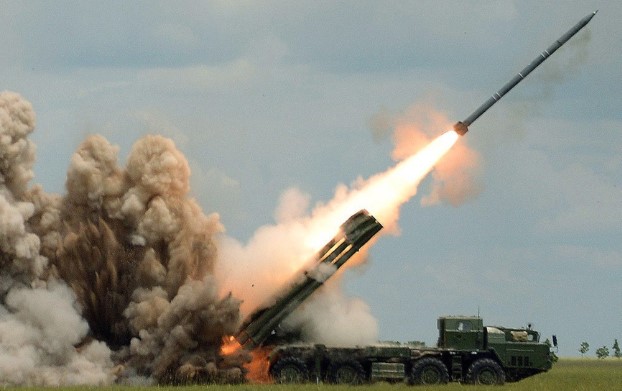 Tornado-S - “Đối trọng” so kè với HIMARS