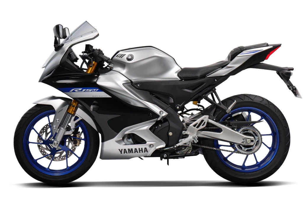 Yamaha YZF-R15M.
