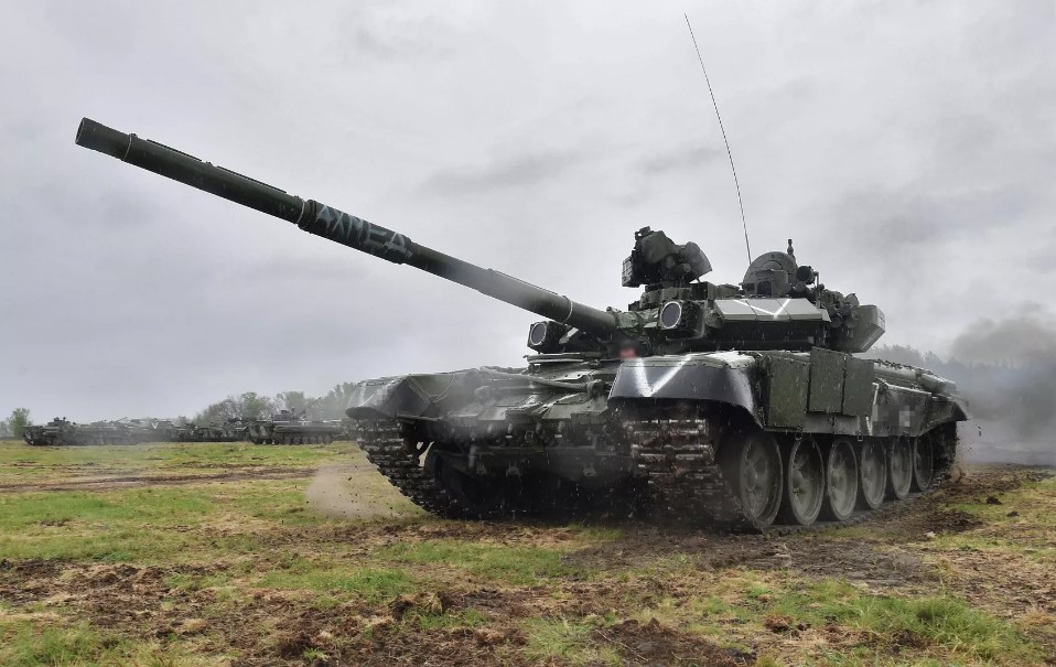 Xe tăng Nga sử dụng chiến thuật mới chống lại quân Ukraine ở hướng Krasnyi Lyman