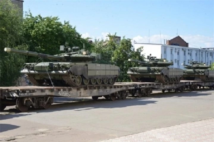 Tại sao nhà máy sản xuất xe tăng Omsk lại không sản xuất T-90? - 3