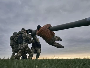 Bộ Quốc phòng Ukraine nói về tình hình khó khăn đối với quân đội nước nhà