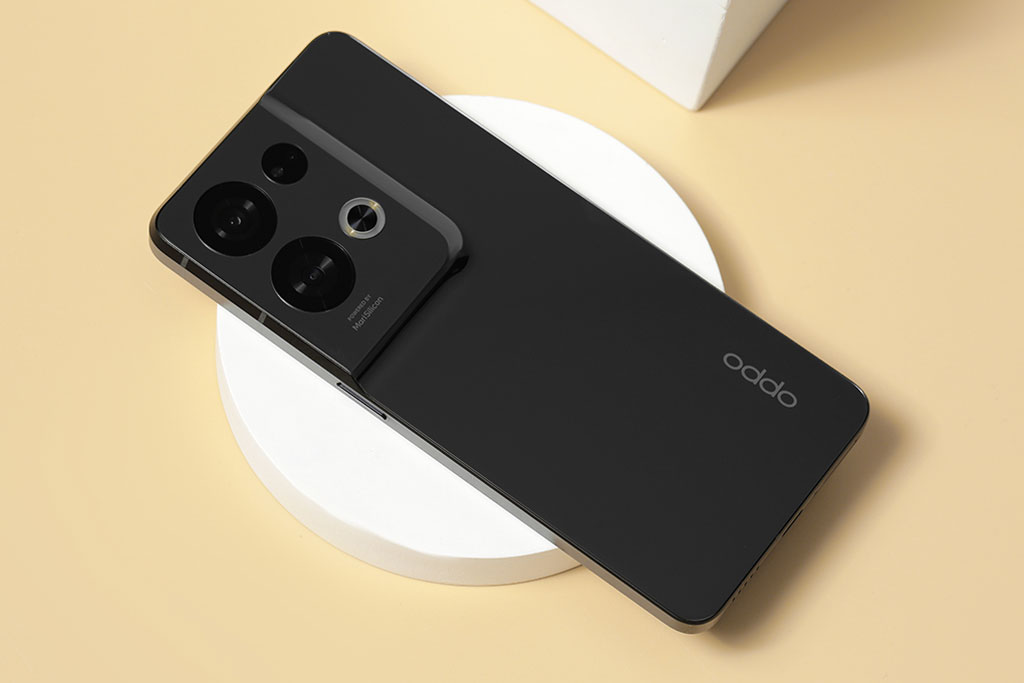 Bảng giá điện thoại Oppo tháng 7/2023: Giảm giá cực mạnh