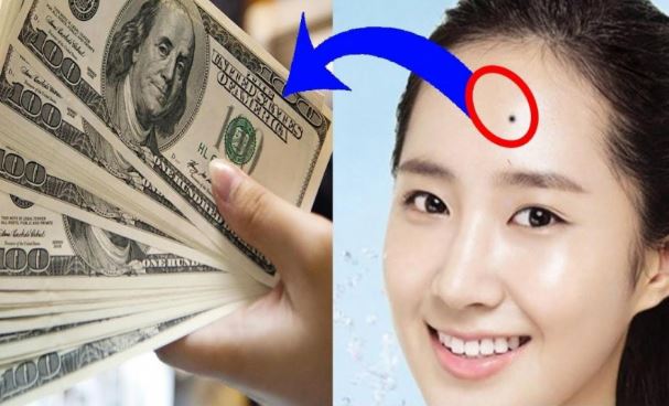 5 nốt ruồi ‘trời sinh phúc khí’ giúp chủ nhân làm ăn phát đạt, tiền bạc dư dả