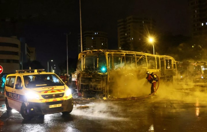 Pháp thiệt hại 20 triệu euro do làn sóng biểu tình bạo loạn