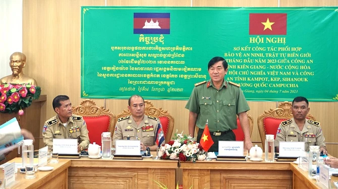 Đại tá Nguyễn Văn Hận - Giám đốc Công an tỉnh Kiên Giang khẳng định sẽ tiếp tục chỉ đạo tăng cường công tác phối hợp bảo đảm an ninh tuyến biên giớ
