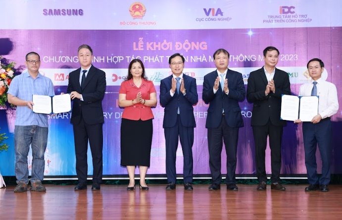 Hỗ trợ doanh nghiệp phía Bắc phát triển nhà máy thông minh