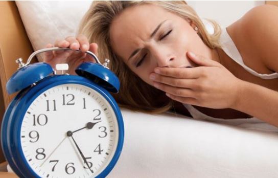 4 thói quen rút cạn collagen của cơ thể, sửa ngay kẻo chưa 30 đã nhăn nheo