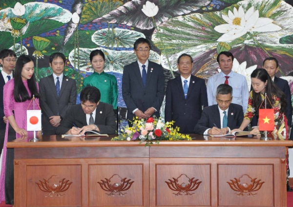 Vi&#x1EC7;t Nam - Nh&#x1EAD;t B&#x1EA3;n k&#xFD; th&#x1ECF;a thu&#x1EAD;n vay v&#x1ED1;n g&#x1EA7;n 61 t&#x1EF7; y&#xEA;n