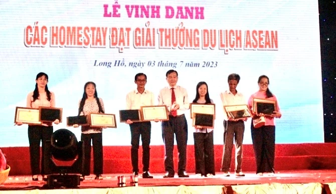 Vĩnh Long vinh danh các Homestay đạt giải thưởng du lịch ASEAN