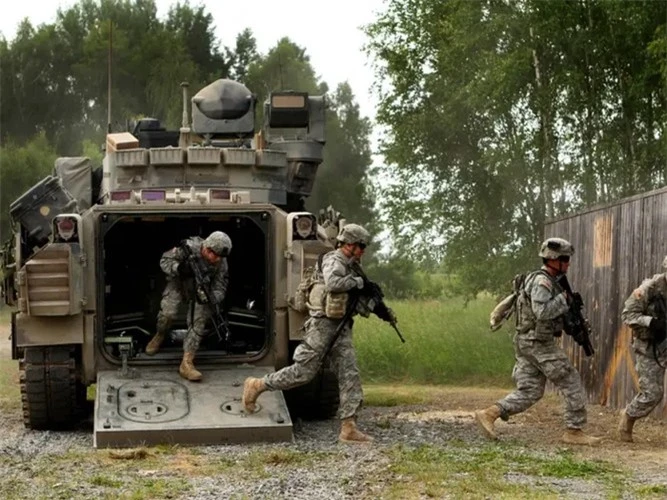 Ứng viên thay thế xe chiến đấu bộ binh M2 Bradley bước vào so tài ảnh 10