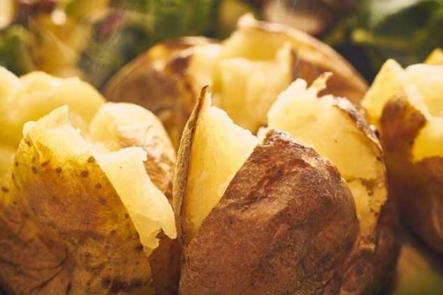 Loại củ giàu vitamin C giúp tăng collagen, ăn đúng cách còn giúp giảm cân