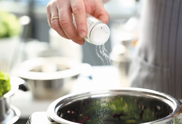 Món ăn nêm nếm hỏng đừng vội bỏ phí, quá mặn hay quá ngọt đều có cách ‘chữa cháy’ siêu dễ