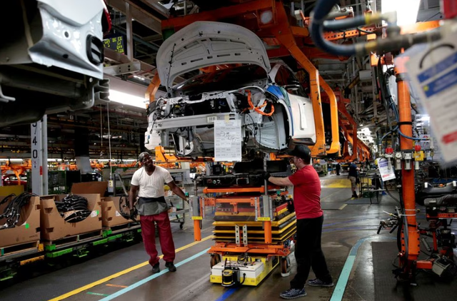 Ngành sản xuất xe điện của Mỹ khó tự chủ nguồn cung