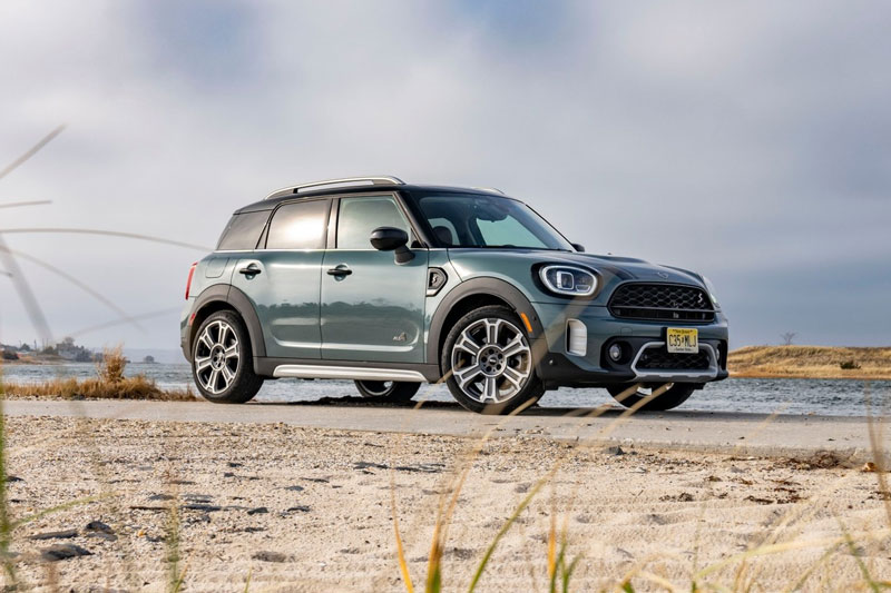 Bảng giá xe MINI tháng 7/2023