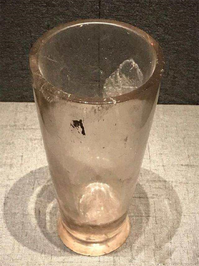 Tìm thấy chiếc cốc “xuyên không” trong mộ cổ hơn 2.000 năm - Ảnh 7.