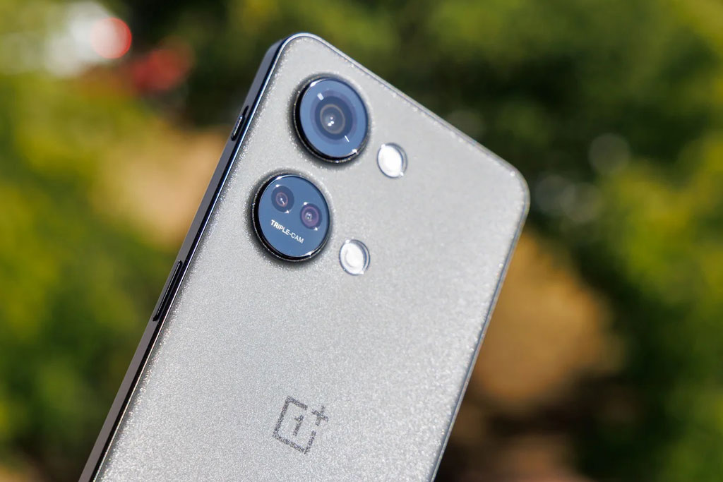 Smartphone cấu hình ‘siêu khủng’, sạc 80W, giá gần 10 triệu đồng