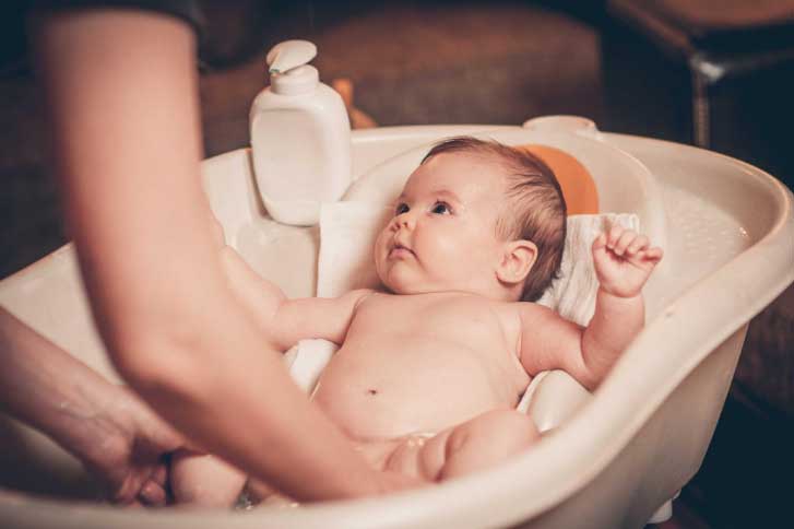 Tôi vừa thương vừa hận con nuôi khi bất ngờ biết sự thật về lai lịch của con