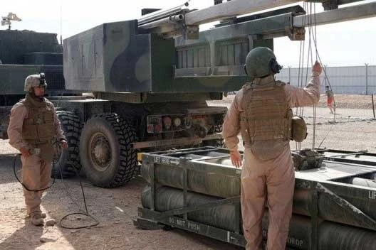 ATACMS phóng được từ hệ thống HIMARS.