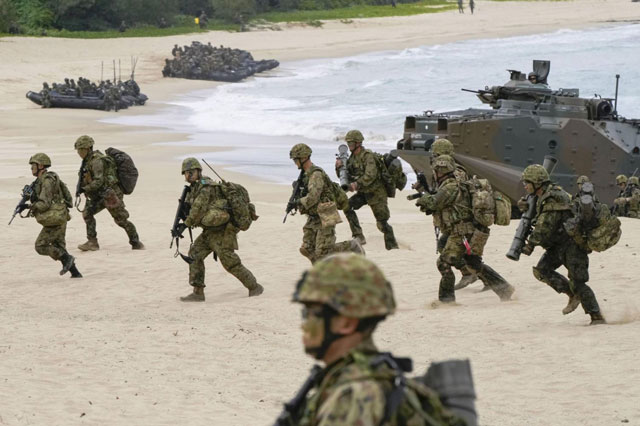 Nhật Bản có đang 'đánh cược' khi tiêu chuẩn hoá vũ khí với NATO?