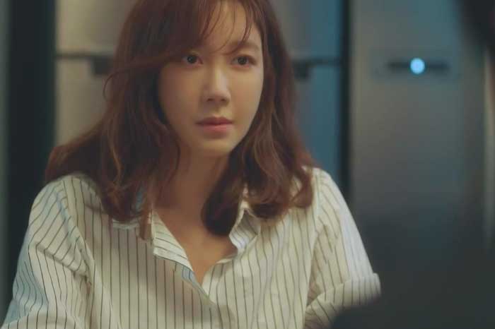 Mẹ chồng yêu cầu cho em chồng mượn sổ đỏ cầm cố vì vỡ nợ lô đề