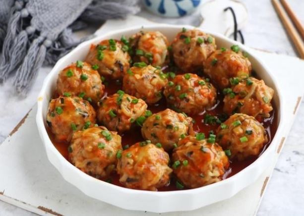 2 cách làm thịt viên sốt cà chua thơm ngon, dễ làm