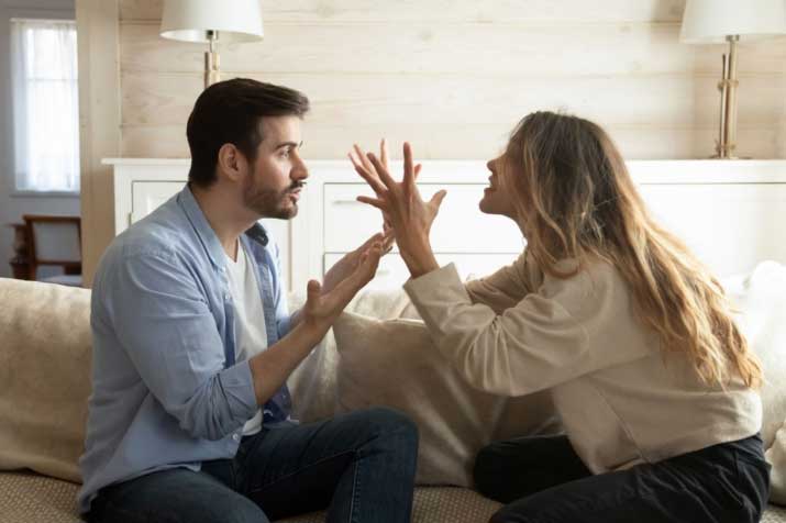 Chồng tôi vẫn sống tằn tiện dù thu nhập hơn 100 triệu/ tháng