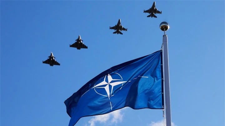 Chi tiêu quân sự của NATO trong năm 2023 gấp 24 lần so với Nga. (Ảnh: CSIS)